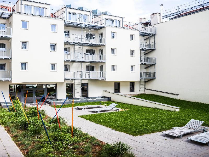 Elaya West 4* Wien